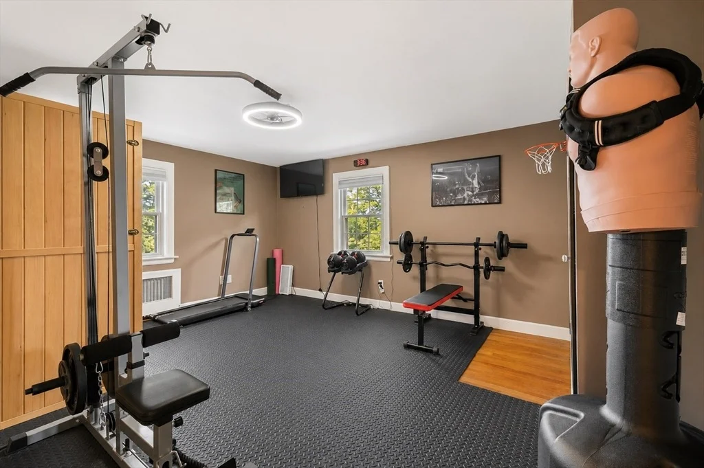 Photo of 30 Saint Elmo Rd