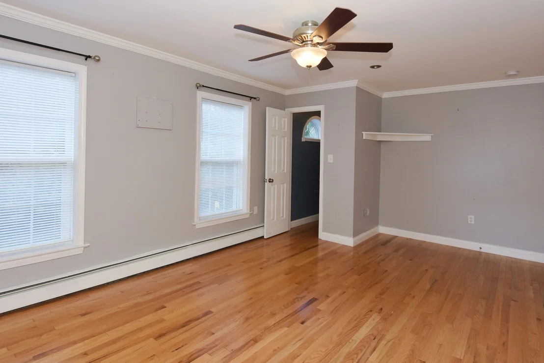 Photo of 5 Liberty St.