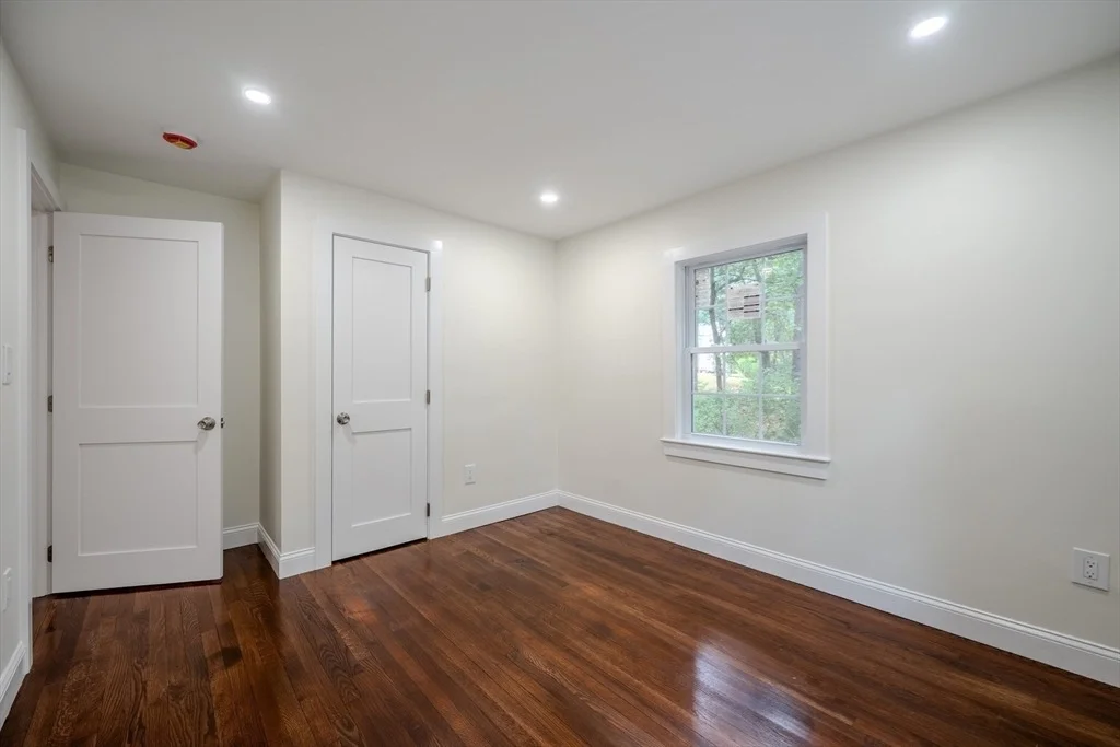 Photo of 76 Plain Road