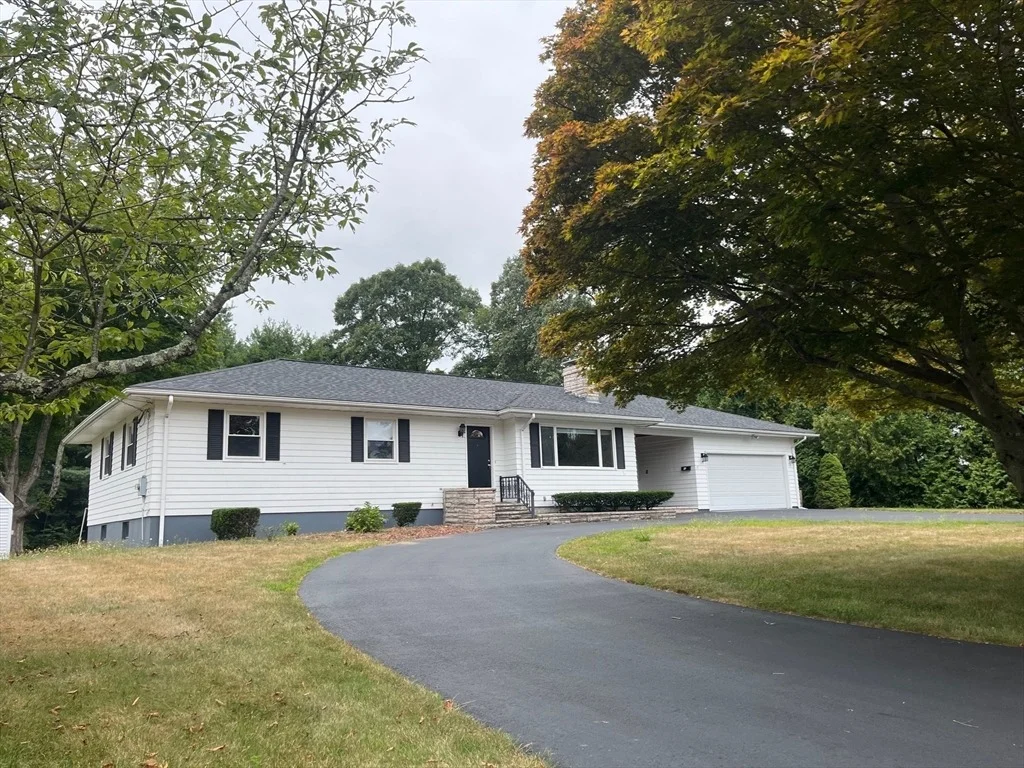 Photo of 17 Silver St Ext