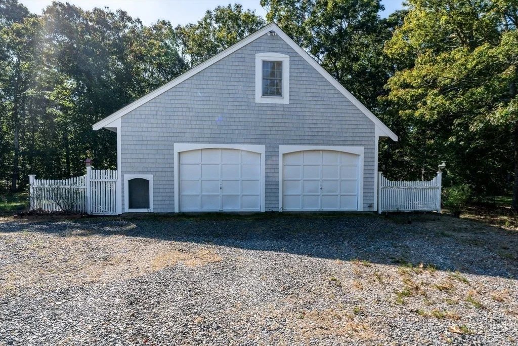 Photo of 115 Sparrowhawk Ln
