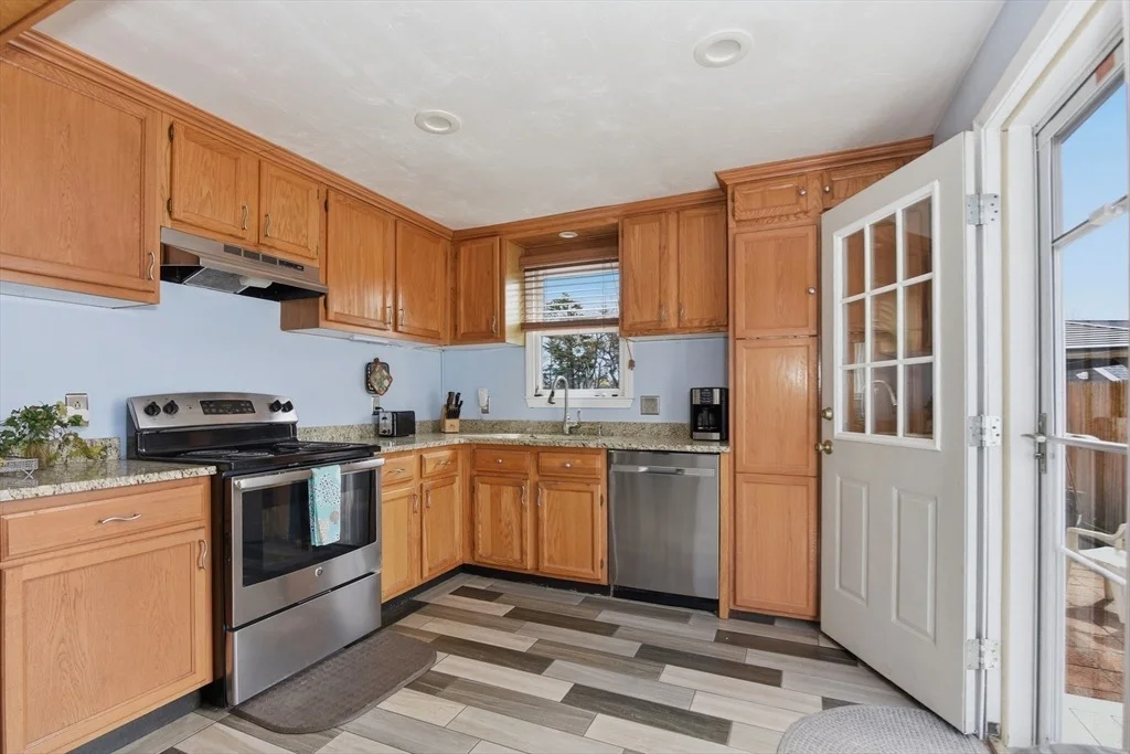 Photo of 91 Cohasset Rd