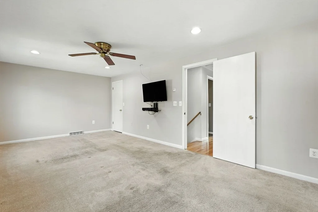 Photo of 233 Basil Rd