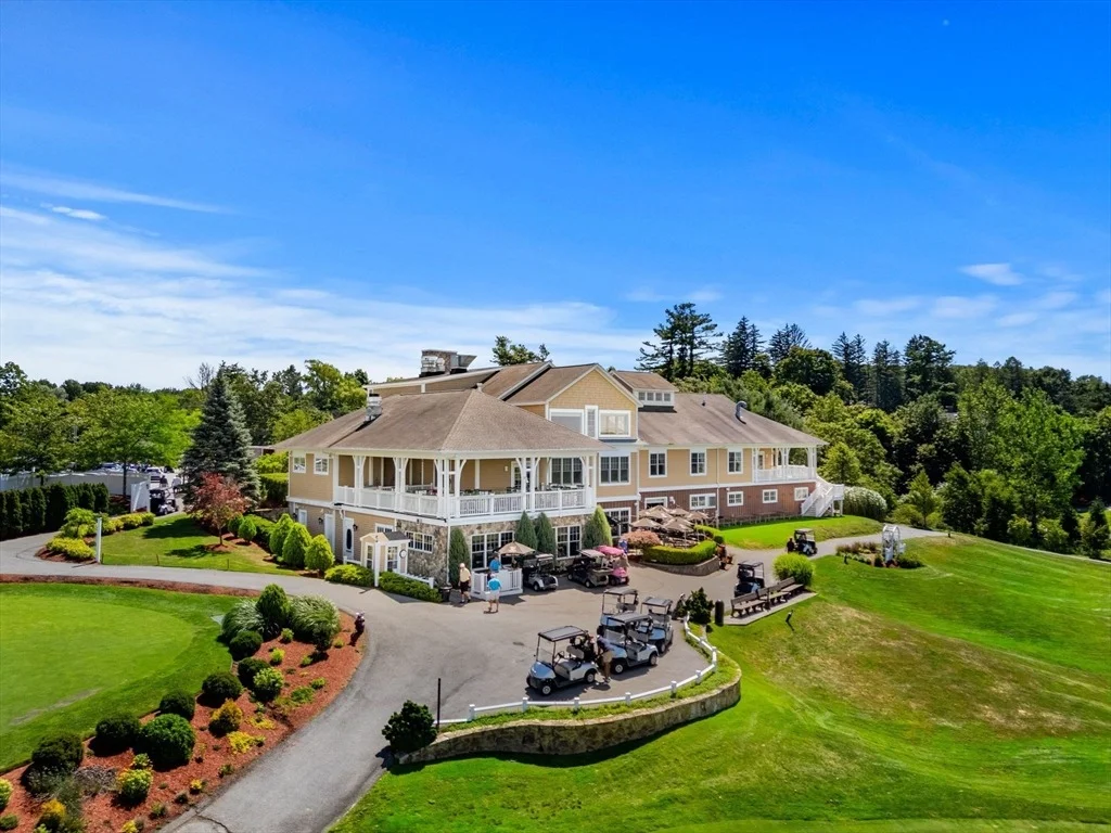 Photo of 15 Fairways Ln