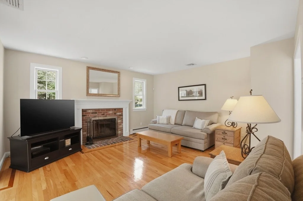 Photo of 15 Kenneth Drive