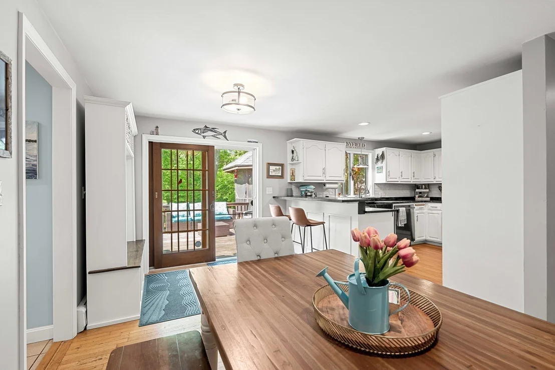 Photo of 102 Elm St