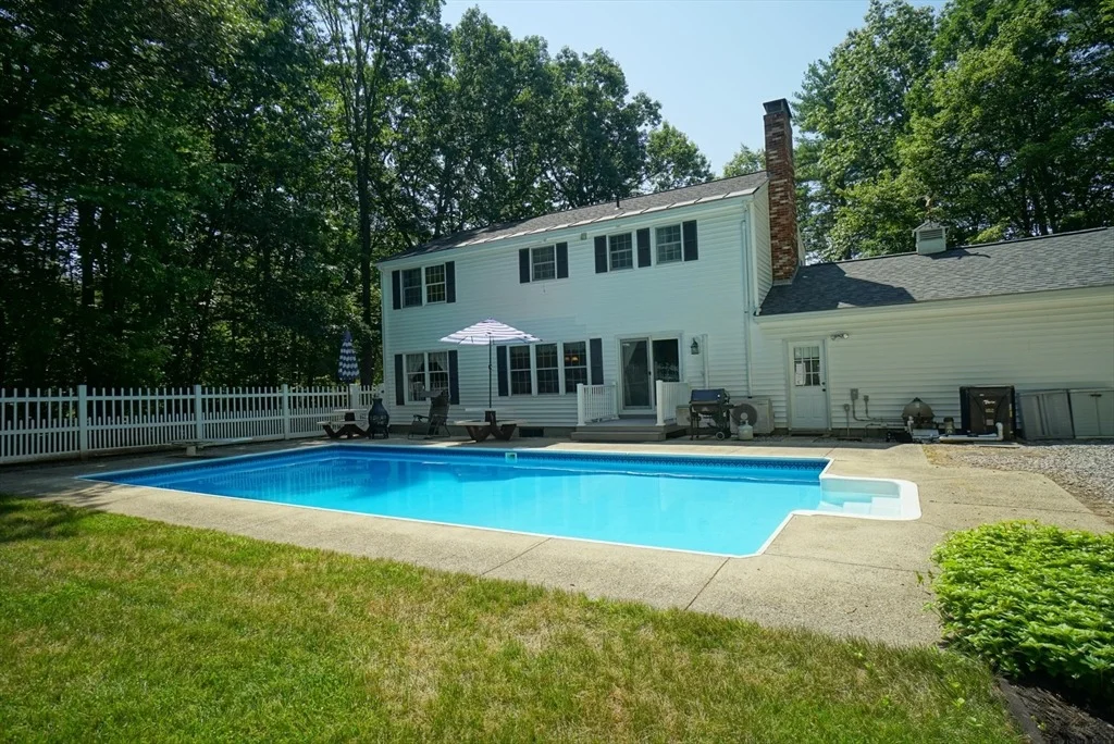 Photo of 30 Hillside Rd
