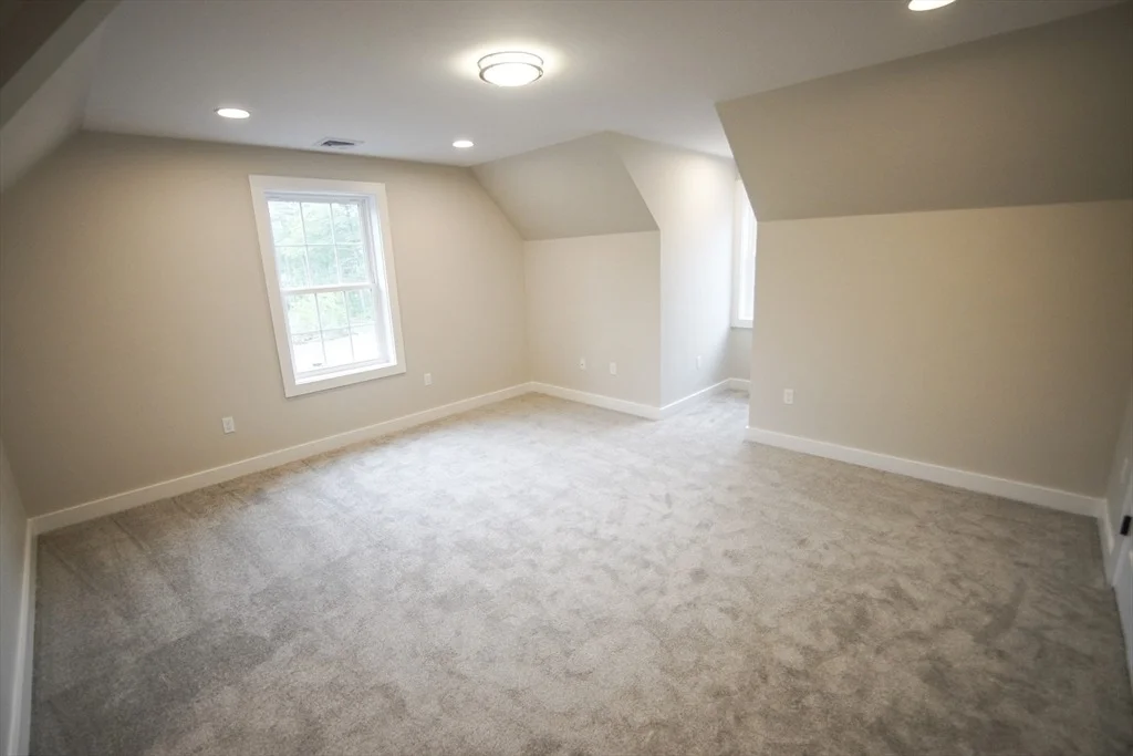 Photo of 140 Tispaquin St