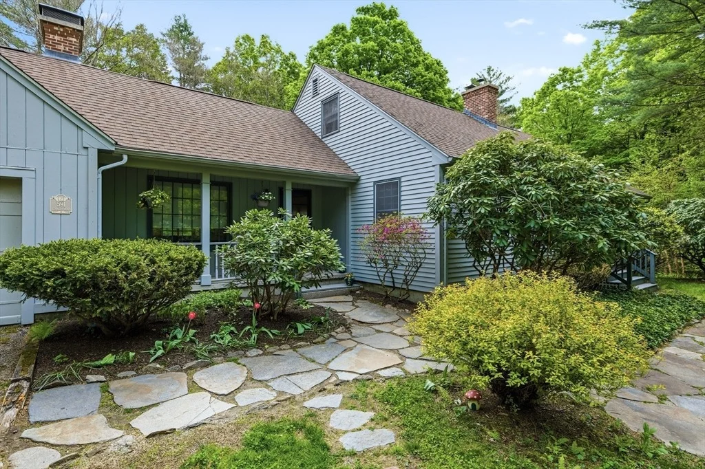 Photo of 591 Kennedy Road