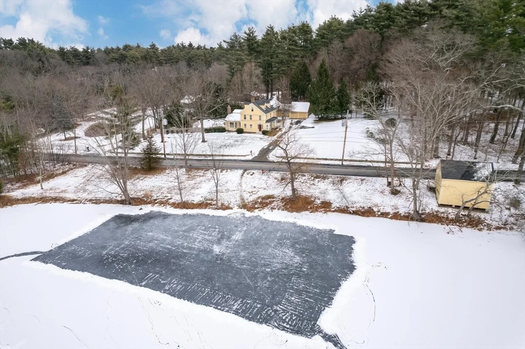Photo of 520 Dutton Rd