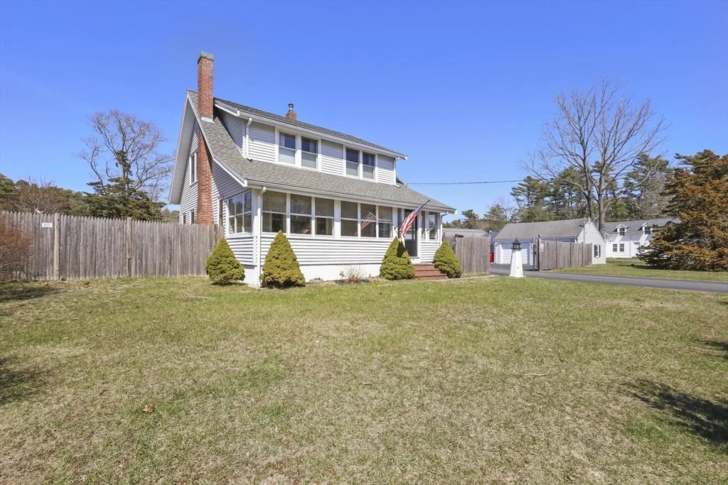 Photo of 2614 Cranberry Highway