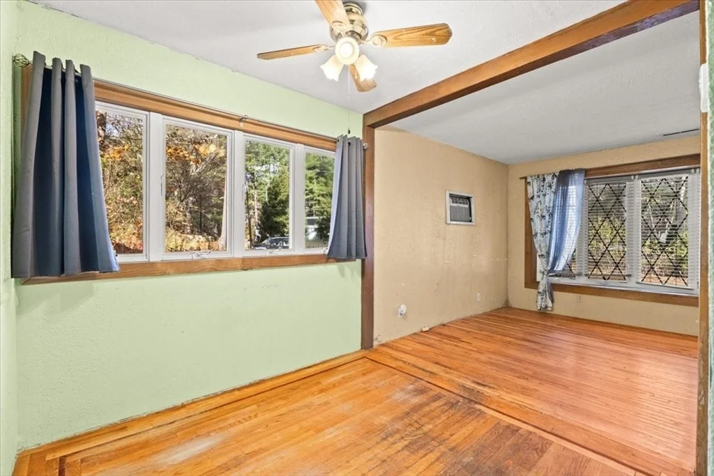 Photo of 98 Glen Echo Blvd