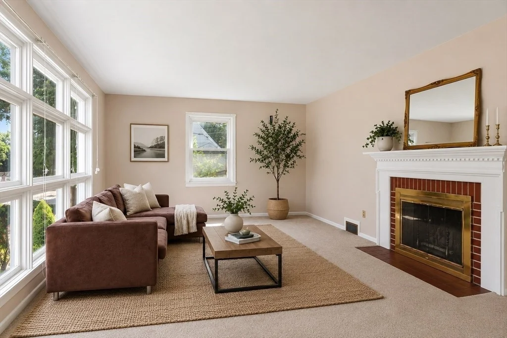 Photo of 5 Sasur St