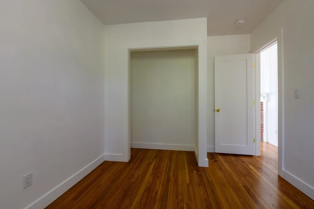 Photo of 6 High Hill