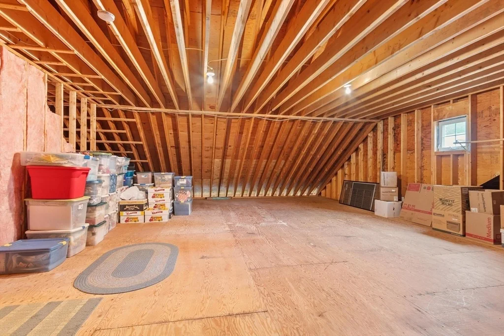 Photo of 175 State Rd