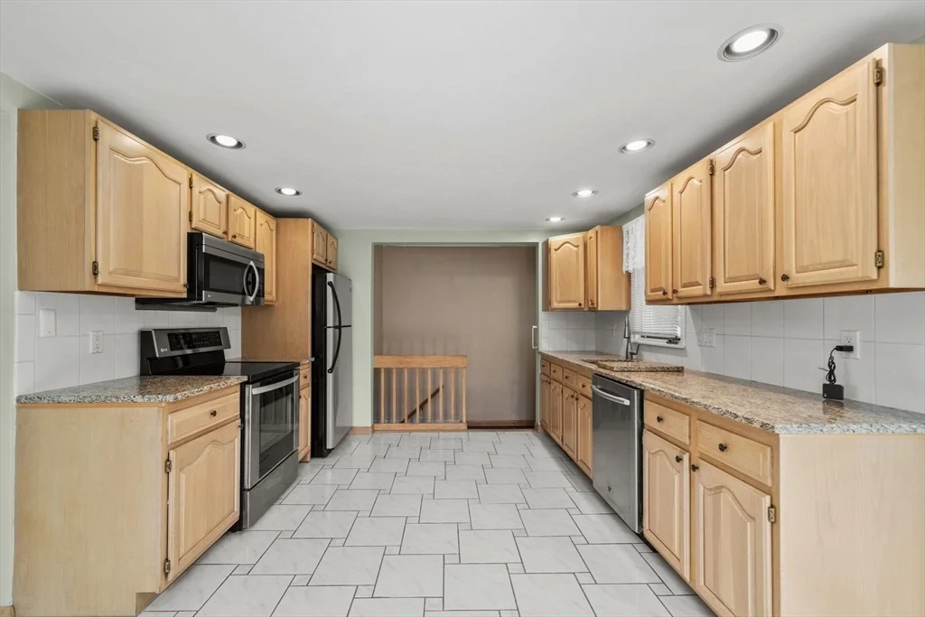 Photo of 41 Samoset Rd