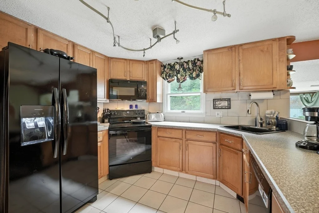 Photo of 23 Saffron Cir