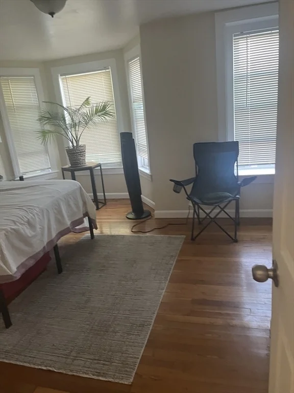 Photo of 700 Broadway