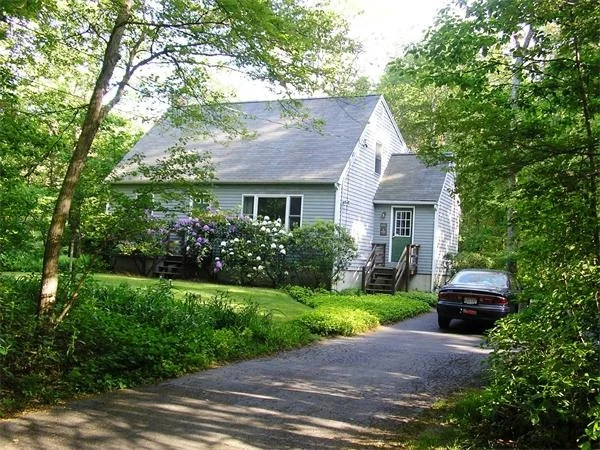Photo of 200 Beech
