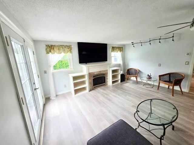 Photo of 417 River Rd