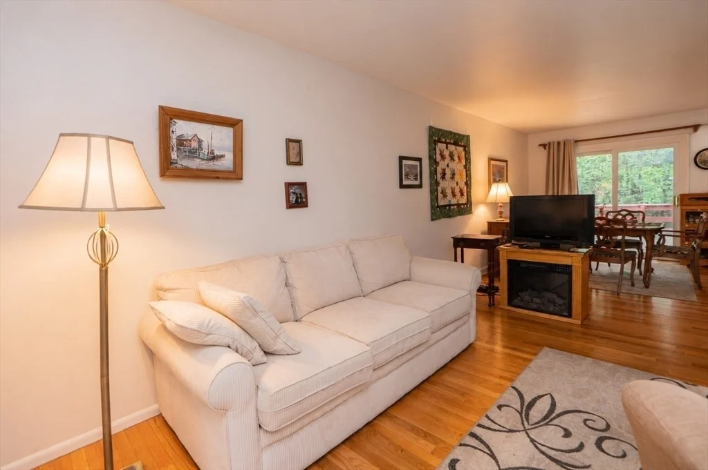 Photo of 15 Molloy Rd