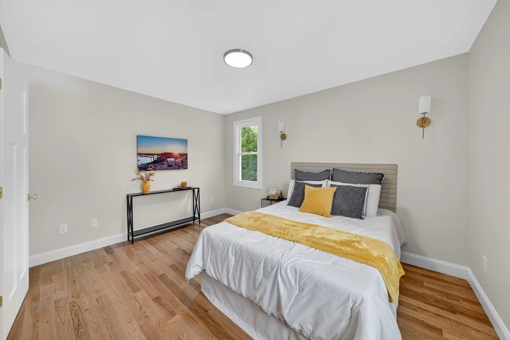 Photo of 48 Valley View Dr