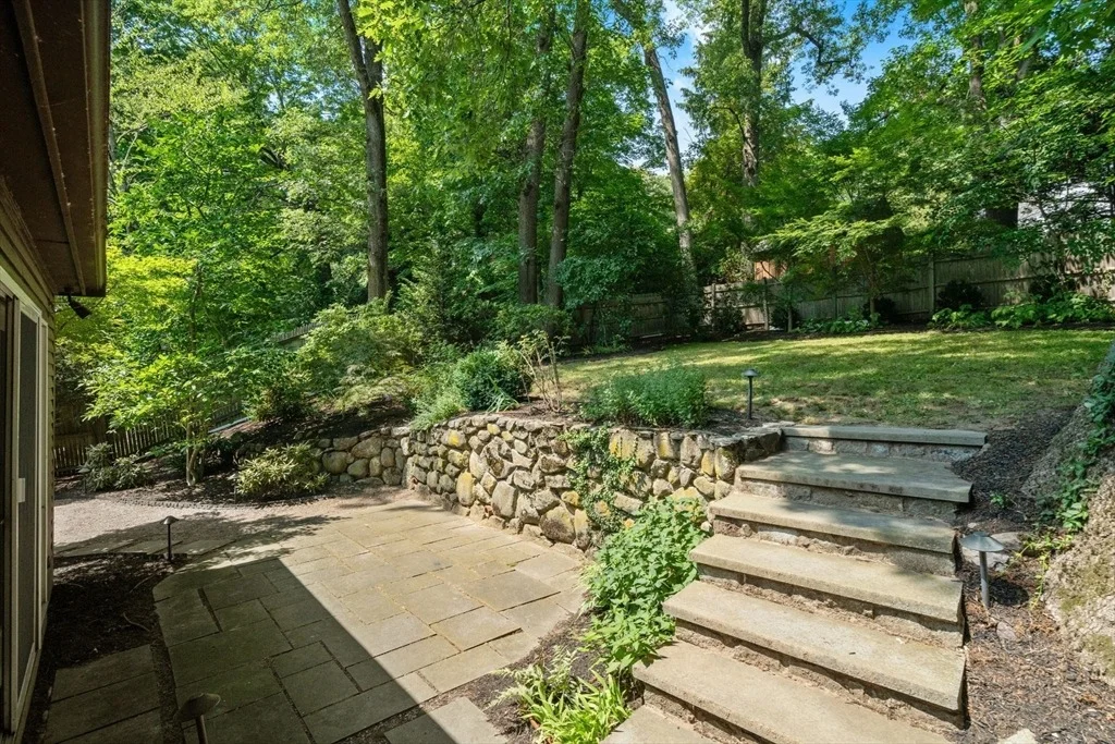 Photo of 142 Beverly Rd.