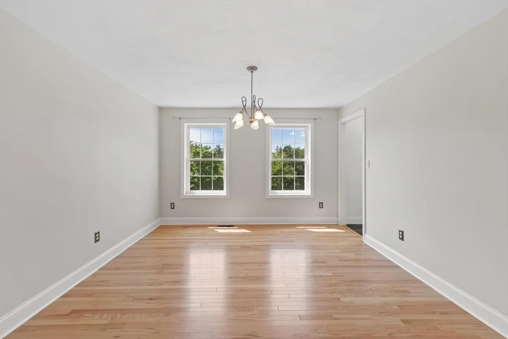 Photo of 7 Cameron Way