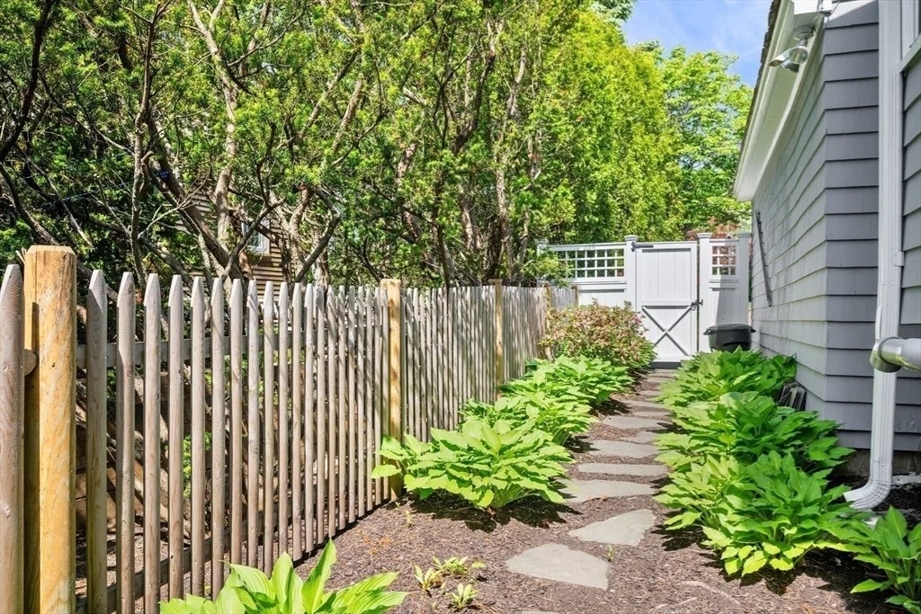 Photo of 16 Coolidge Road