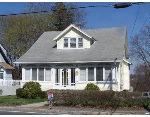 Photo of 730 Grove St