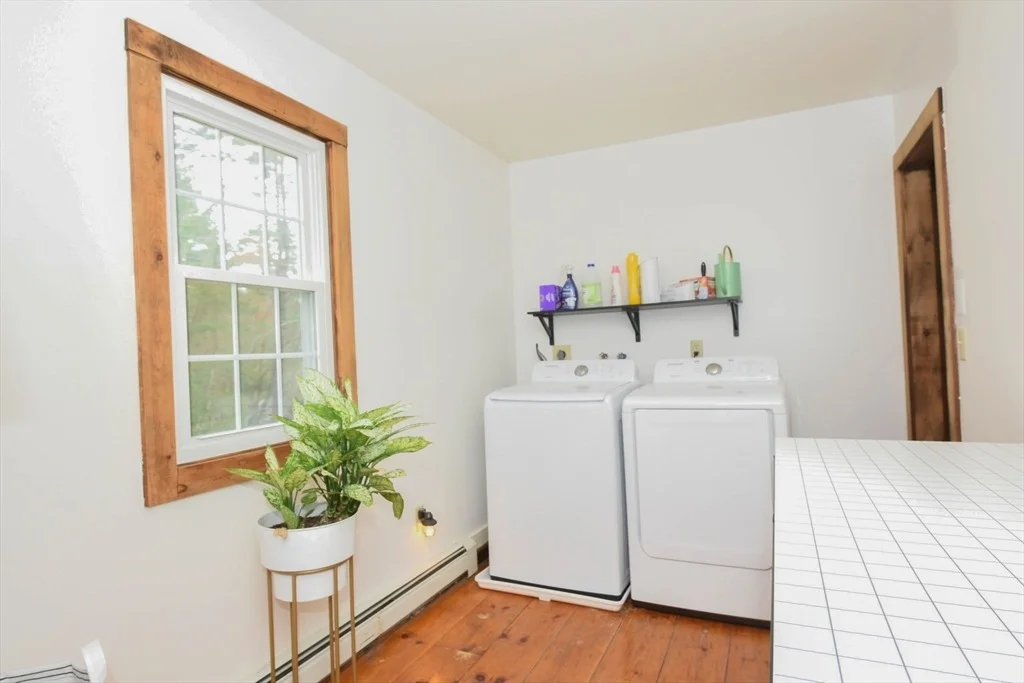 Photo of 325 River Street