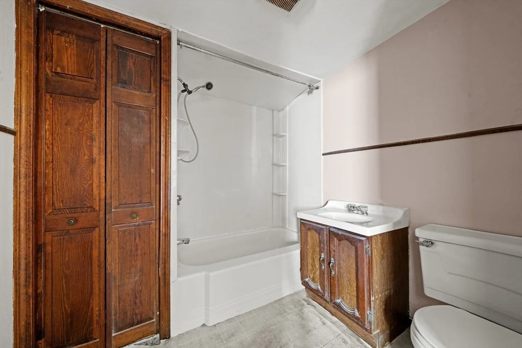 Photo of 6 Cottage Pl