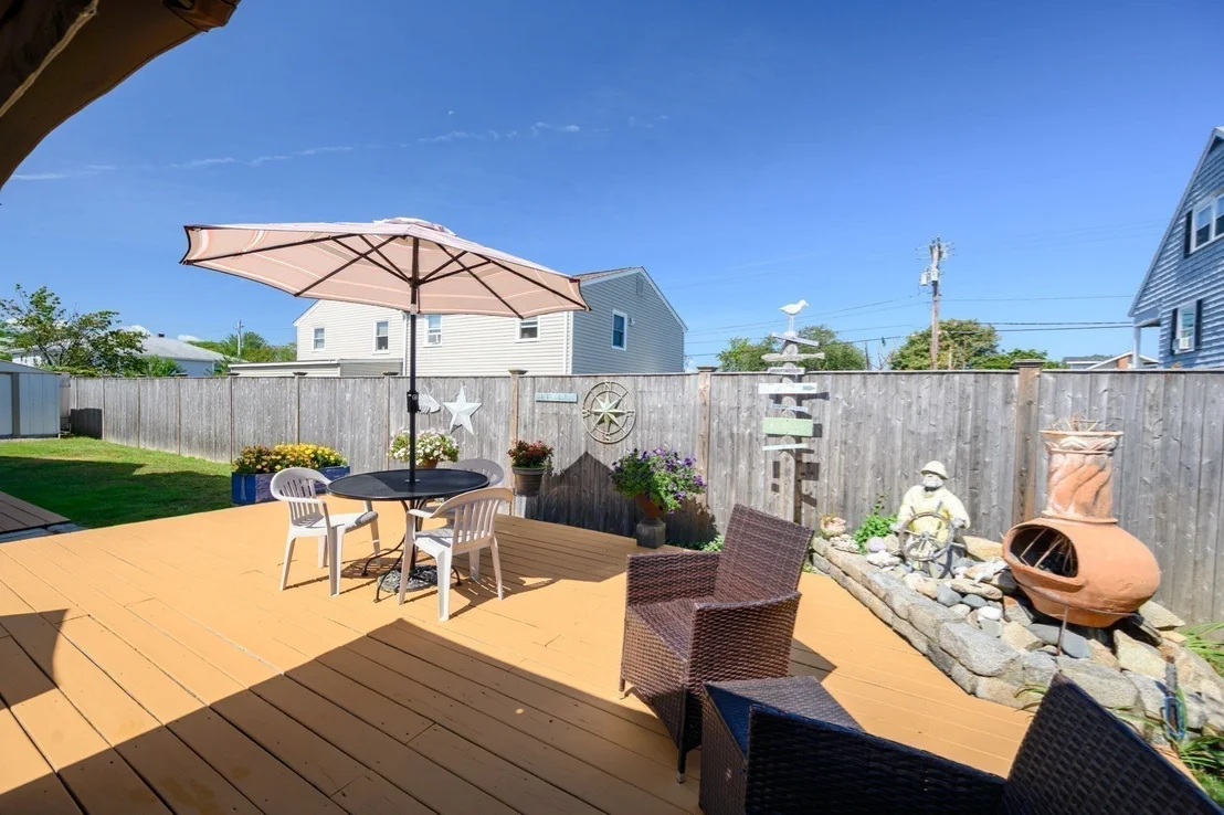 Photo of 81 Warfield Avenue