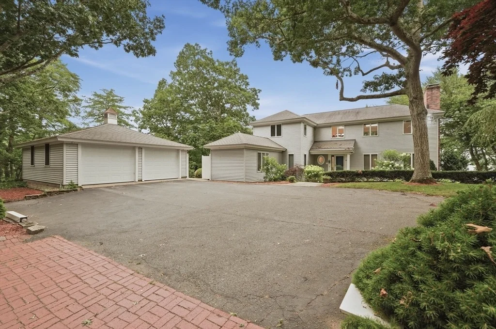 Photo of 34 Shirley Point Rd