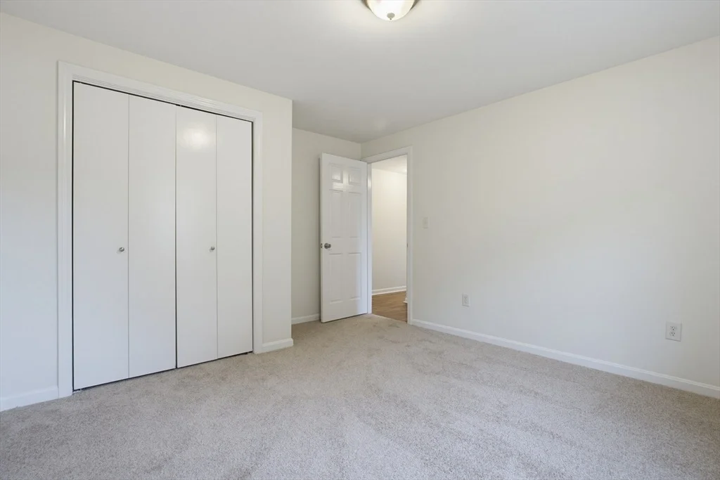 Photo of 290 Bemis Rd