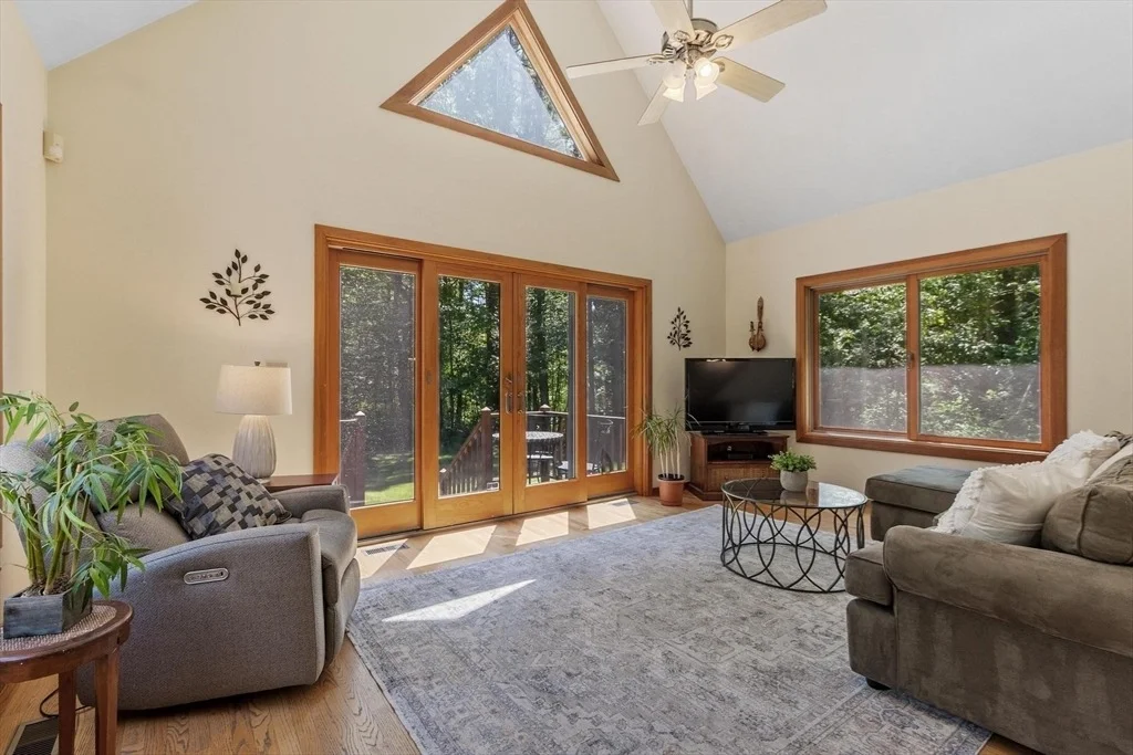 Photo of 78 Carroll Dr