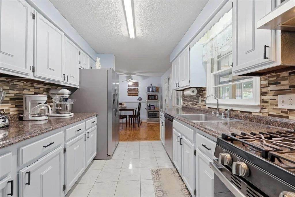 Photo of 11 Mcfarlin Rd