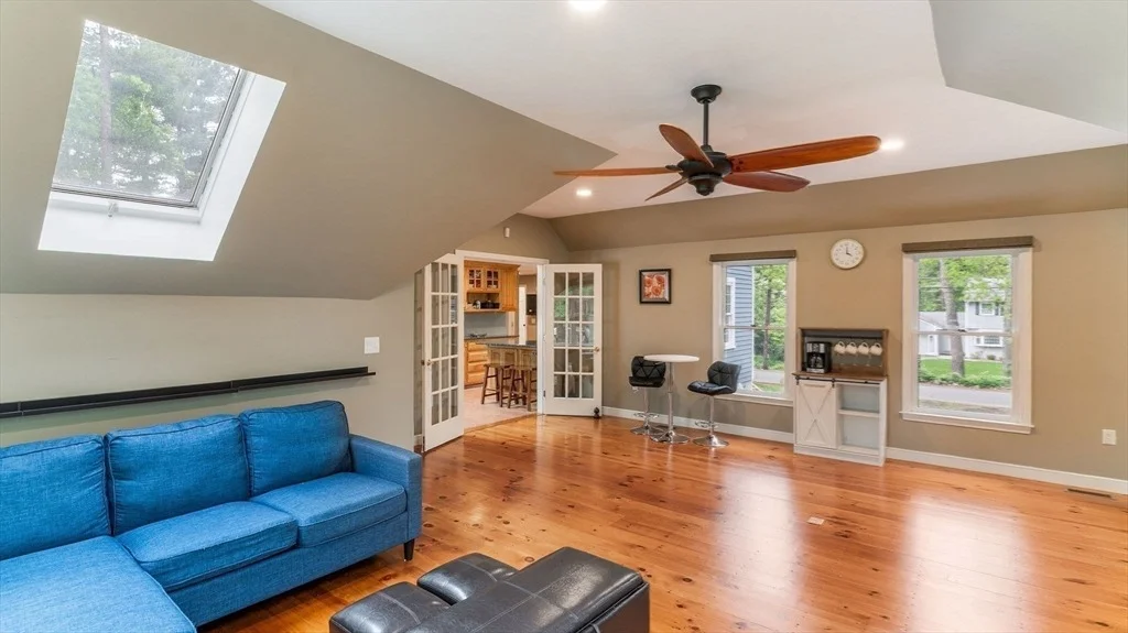 Photo of 142 Baker St