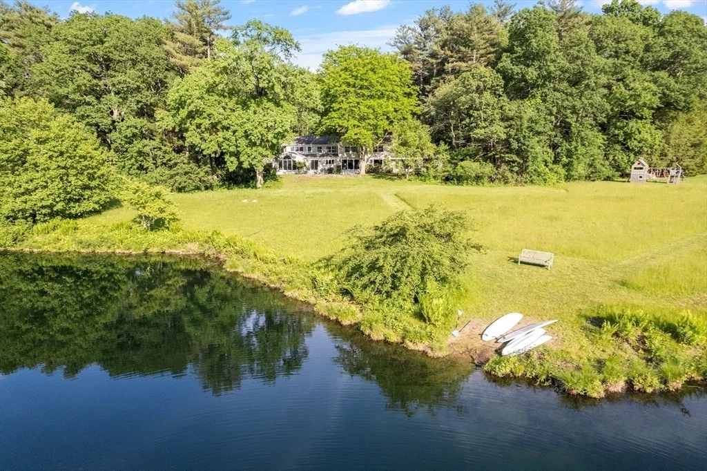 Photo of 308 Musterfield Road