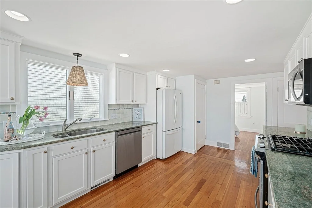 Photo of 556 Ocean Street