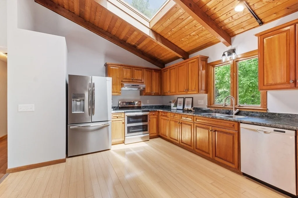 Photo of 30 Causeway St