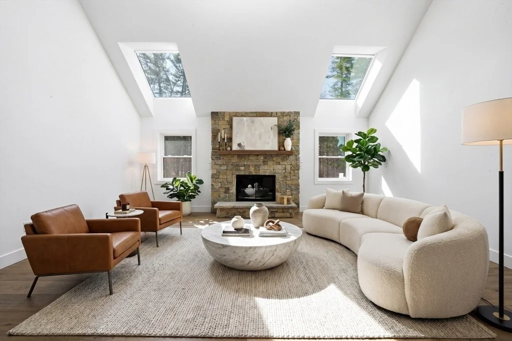 Photo of 13 Sunridge Rd