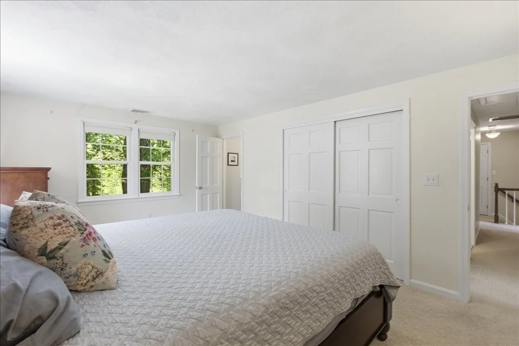 Photo of 27 Kennel Hill Dr