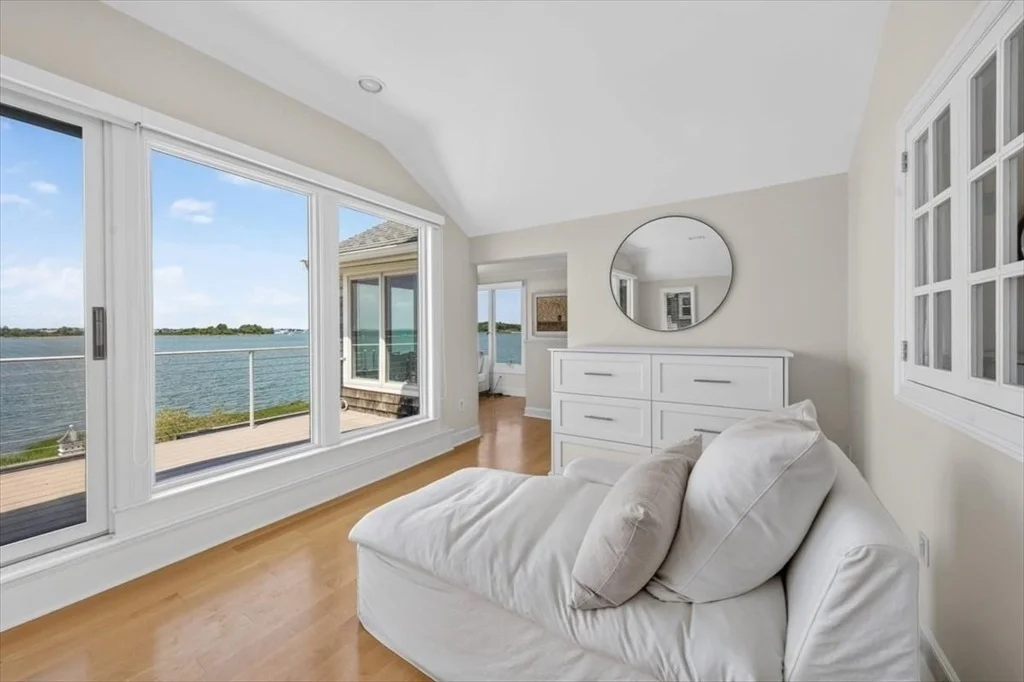 Photo of 9 Beach Road
