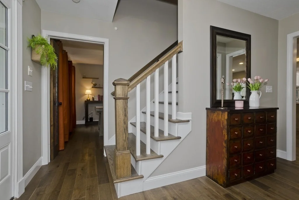Photo of 306 Whippoorwill Dr