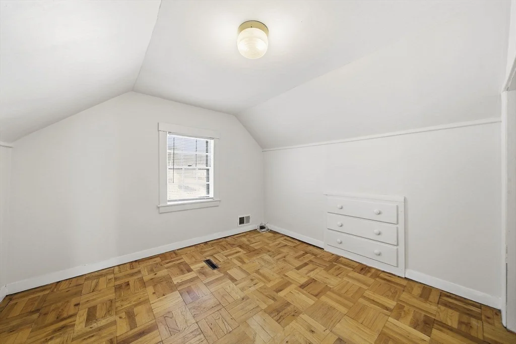 Photo of 14 Washington Circle