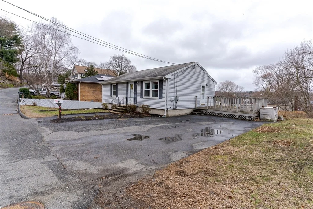 Photo of 24 Hanson Rd