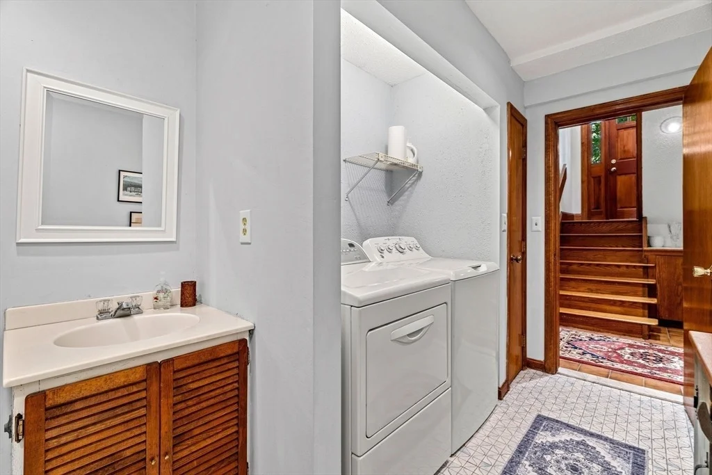 Photo of 5 Elmwood Rd