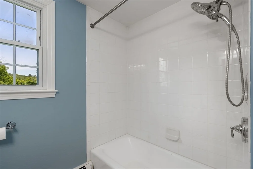 Photo of 11 Foxhill Rd