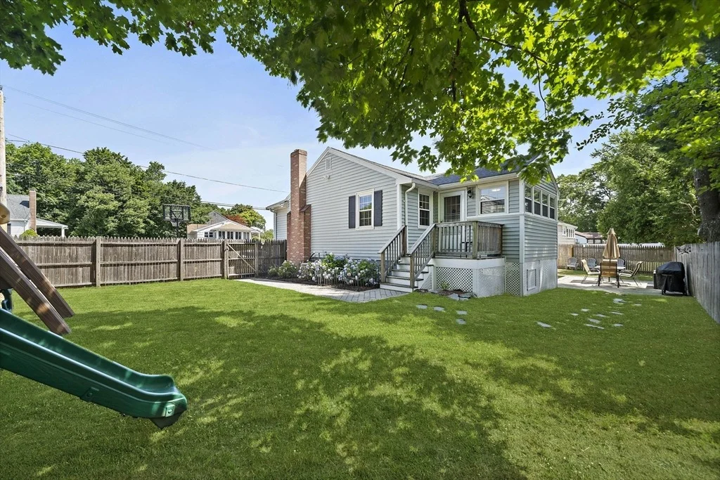 Photo of 33 Bartlett Rd